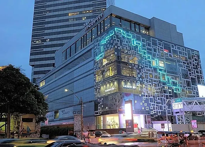 Ratchada Point Hotel Bangkok