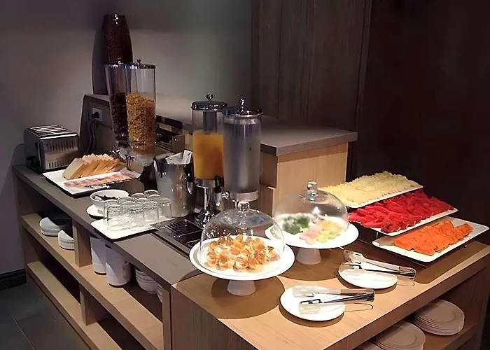 Ratchada Point Hotel Bangkok